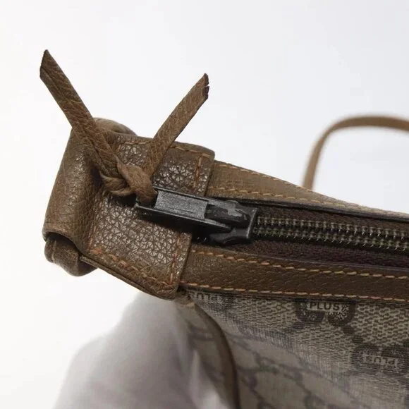 GUCCI GG Plus Supreme Shoulder Bag PVC Beige Auth